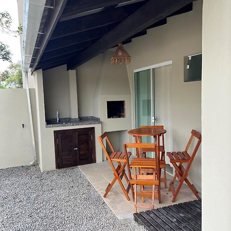 Casa Entre Dois Mares - Casa Bege Villa Bombinhas Exterior photo