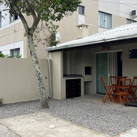 Casa Entre Dois Mares - Casa Bege Villa Bombinhas Exterior photo